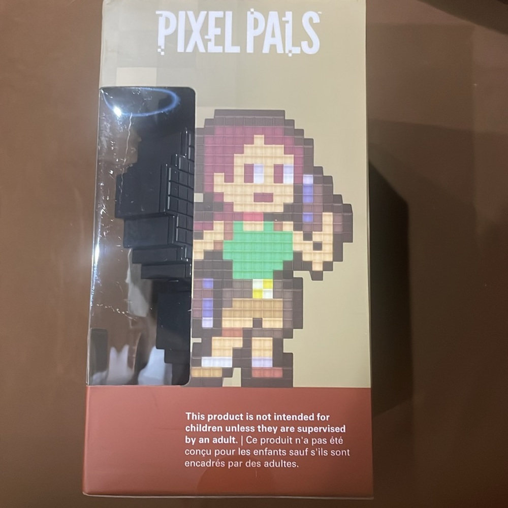 PDP PIXEL PALS [041] LARA CROFT CLASSIC NWT - Picture 3 of 12